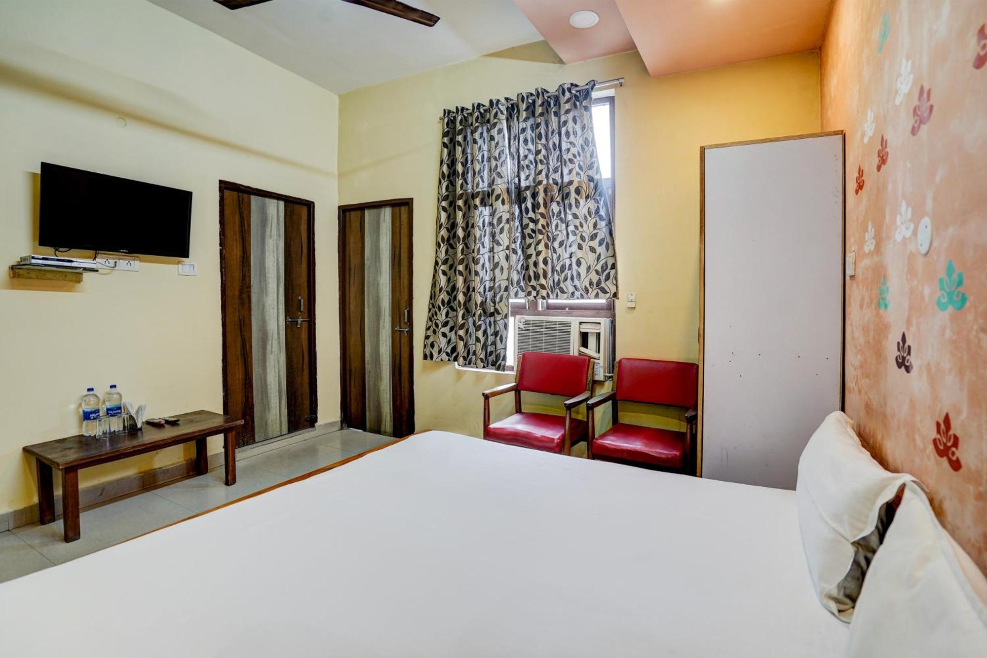 Hotel O Shyam Utsav Mirzāpur Exteriör bild